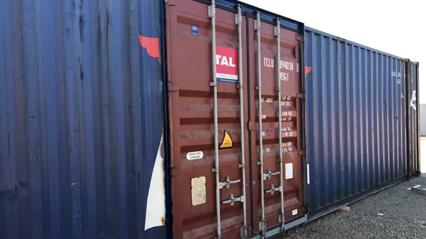 dual cargo doors on shipping container for sale