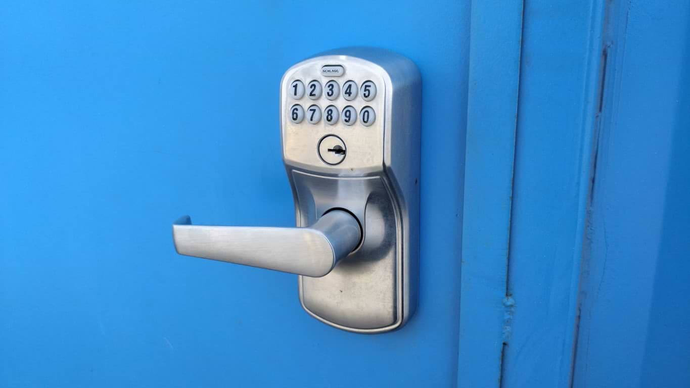 Keypad entry lock