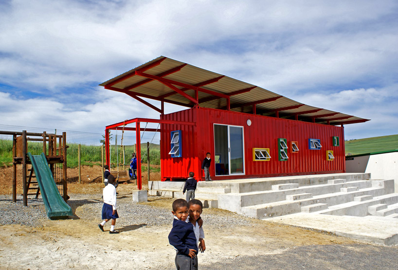 Shipping container classroom